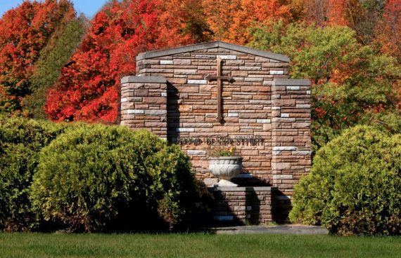 Floral View Memorial Gardens